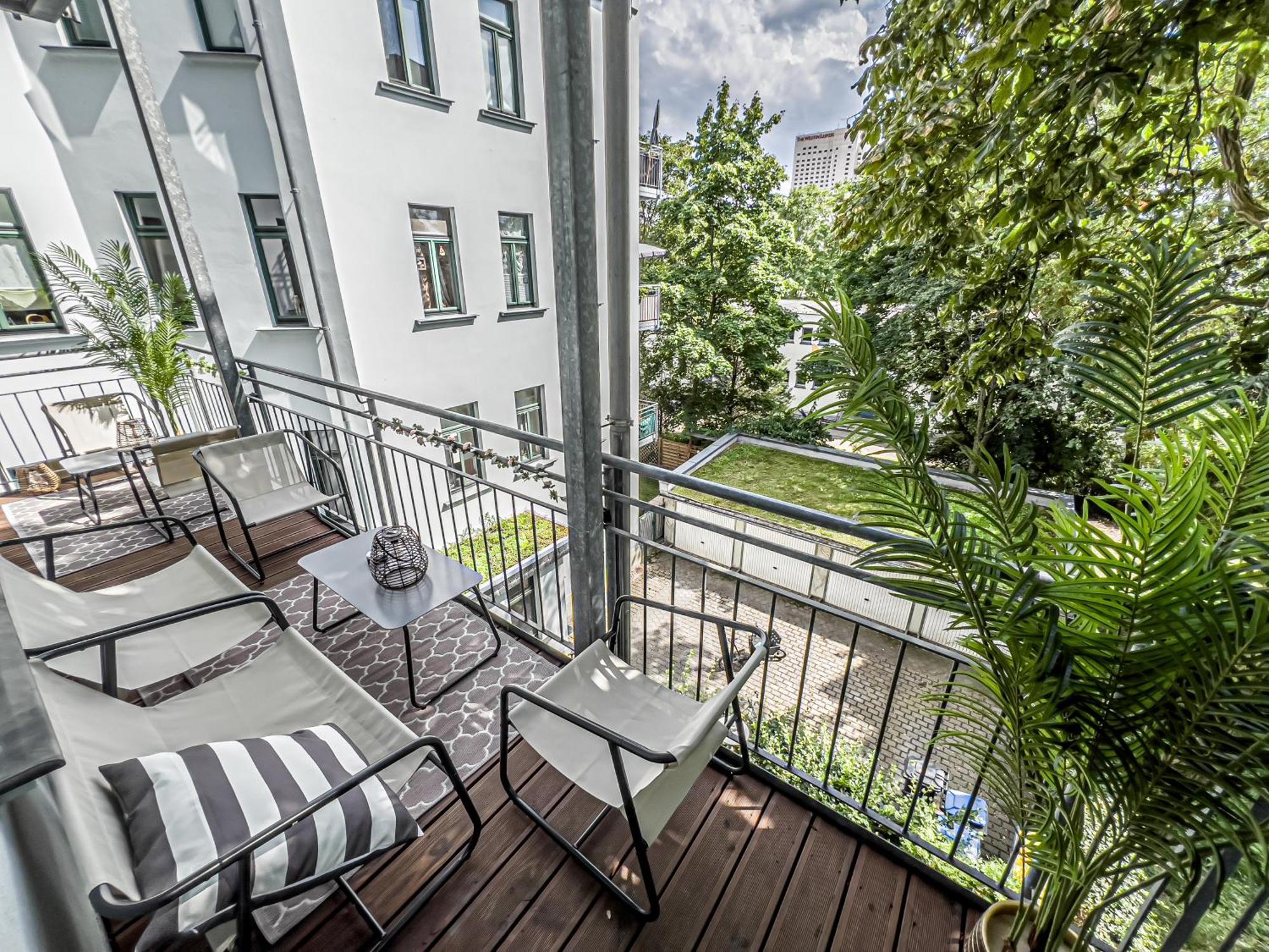 Grosse 3 Schlafzimmer Unterkunft Mit Kueche, Bad, Waschmaschine & Balkon Am Zoo Lipcse Kültér fotó